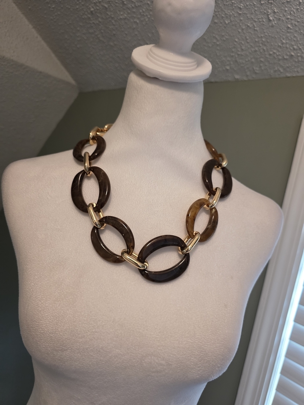 Natasha Couture Goldtone & Brown Oval Link Fashion Jewelry Necklace